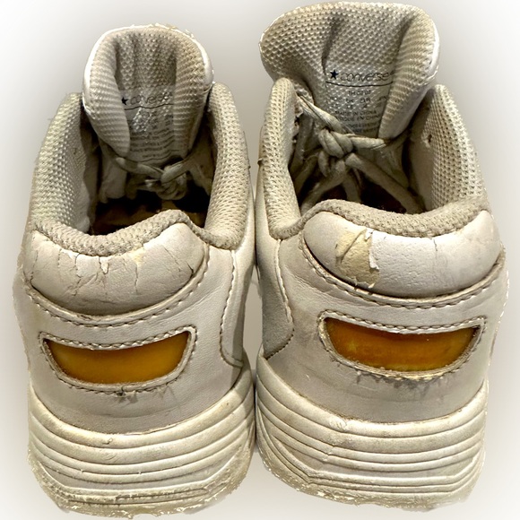 VTG LEATHER CONVERSE CHEER SHOES WHITE ORANGE SZ 5.5 ATHLETIC 1H 03 02 SKU#5J769 - Picture 3 of 6